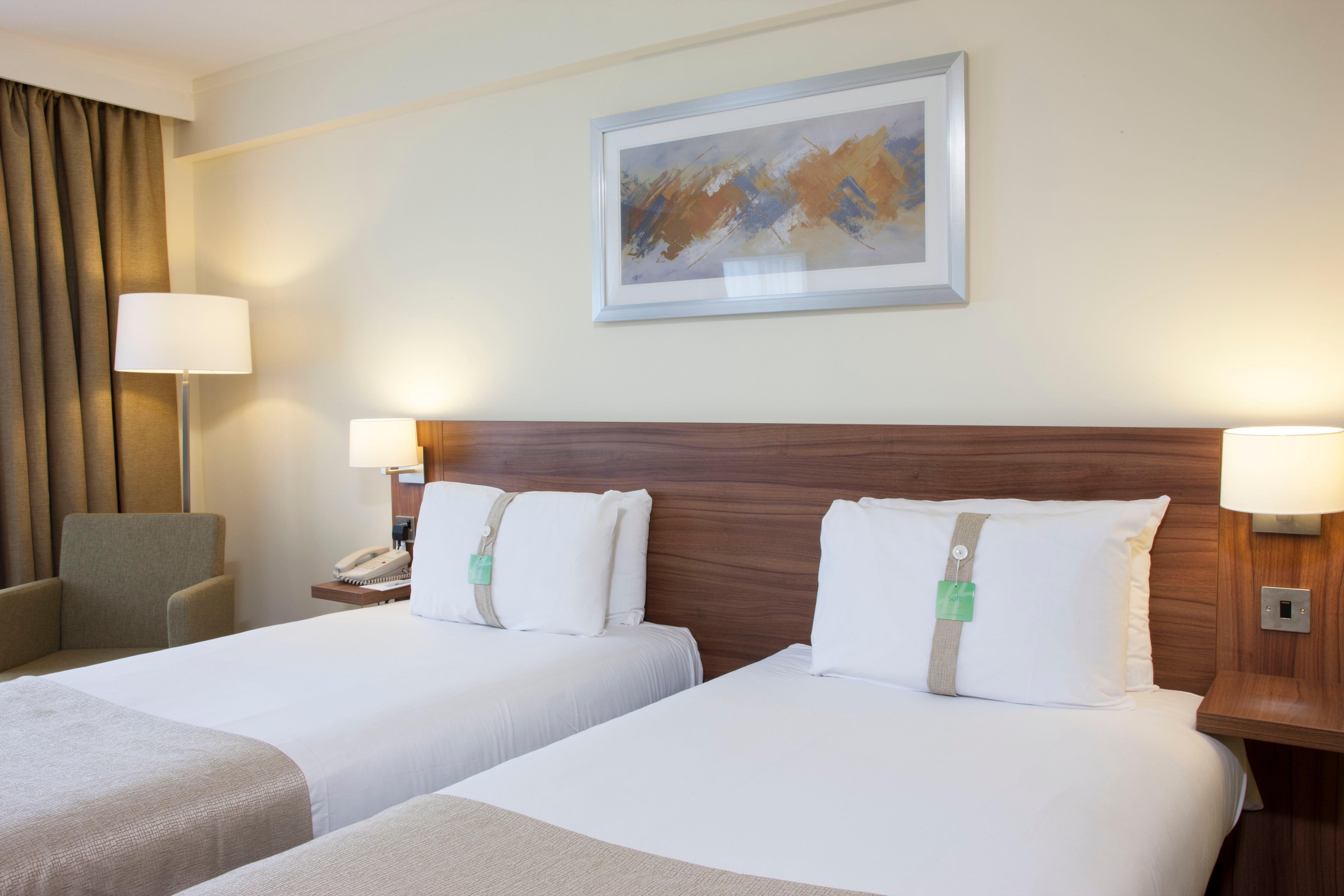 Holiday Inn Stoke On Trent M6 Jct15 By Ihg Ньюкасл-андер-Лайм Экстерьер фото